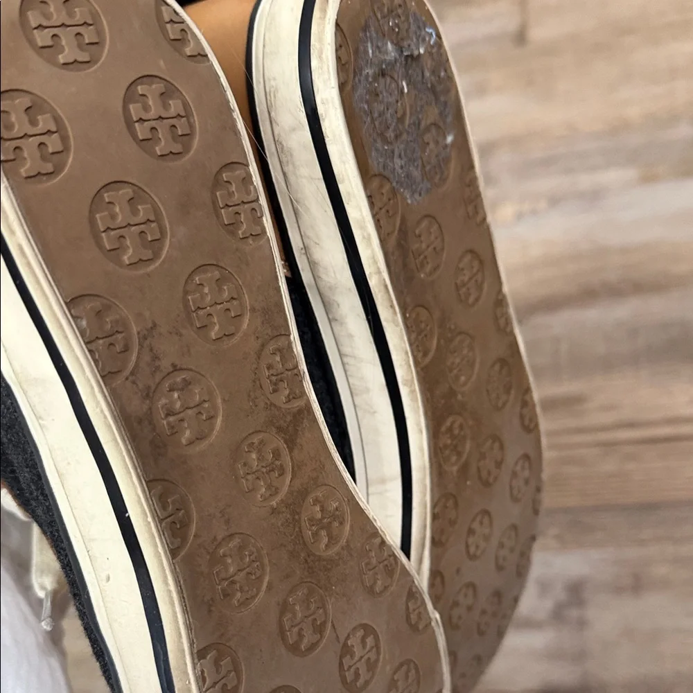 Tory Burch High-Top Benjamin Sneakers with Fur Trim 8.5 - Picture 8 of 15